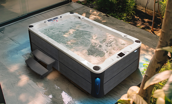 Deck Series Las Piedras hot tubs for sale